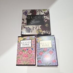 Gucci two sided Silver Mirrror. Comes With Perfume Samples. Gucci Beaute
